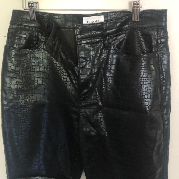 Frame Le Sylvie Slender Straight Black Mock Croc Jeans - Size 30. - Picture 6 of 8